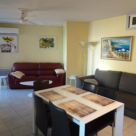 Appartement 6 Personnes Face A La Mer Кань-сюр-Мер Екстер'єр фото